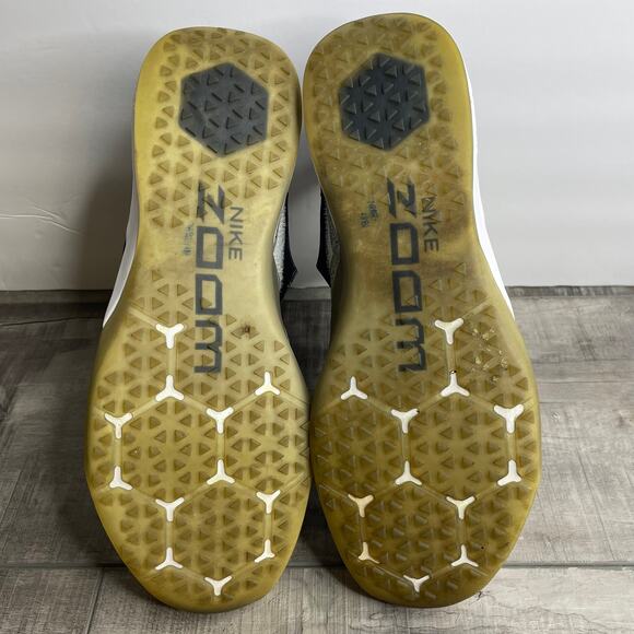 Womens NIKE AIR ZOOM Strong Grey Training Strap Shoes Sz 9 Running Fashion - Picture 9 of 11